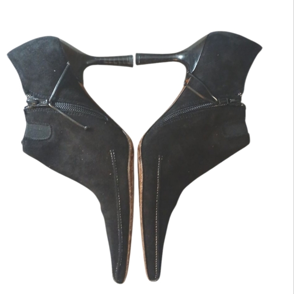 Donald J. Pliner Black Heeled Boots with Suede Finish - Picture 8 of 12